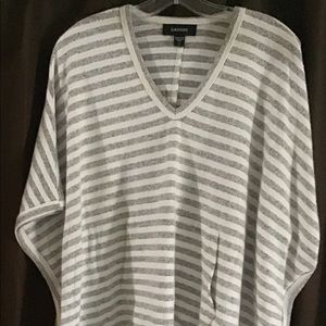 NWOT Karen Kane Striped Poncho